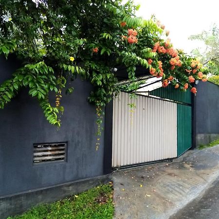 Sunny Side 89 Hotel Galle Exterior foto