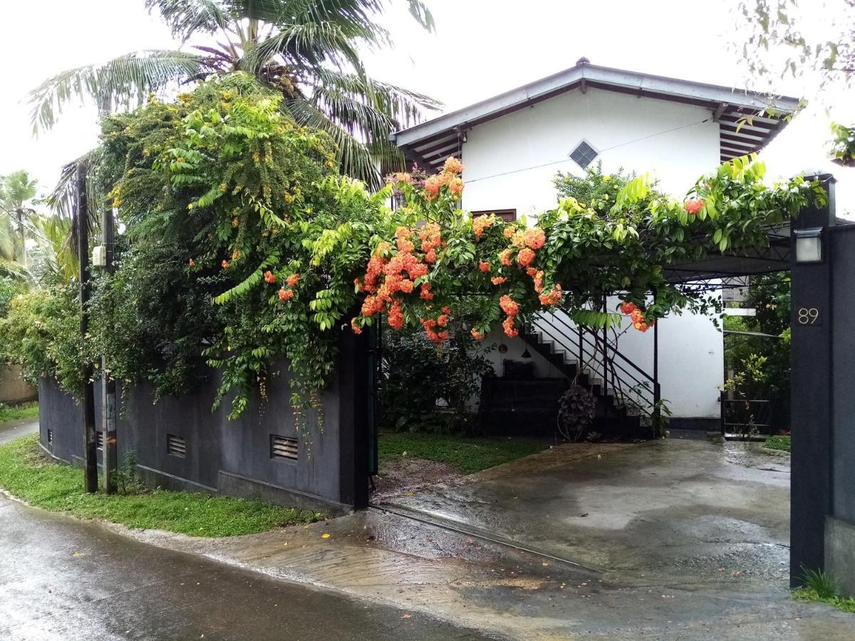 Sunny Side 89 Hotel Galle Exterior foto