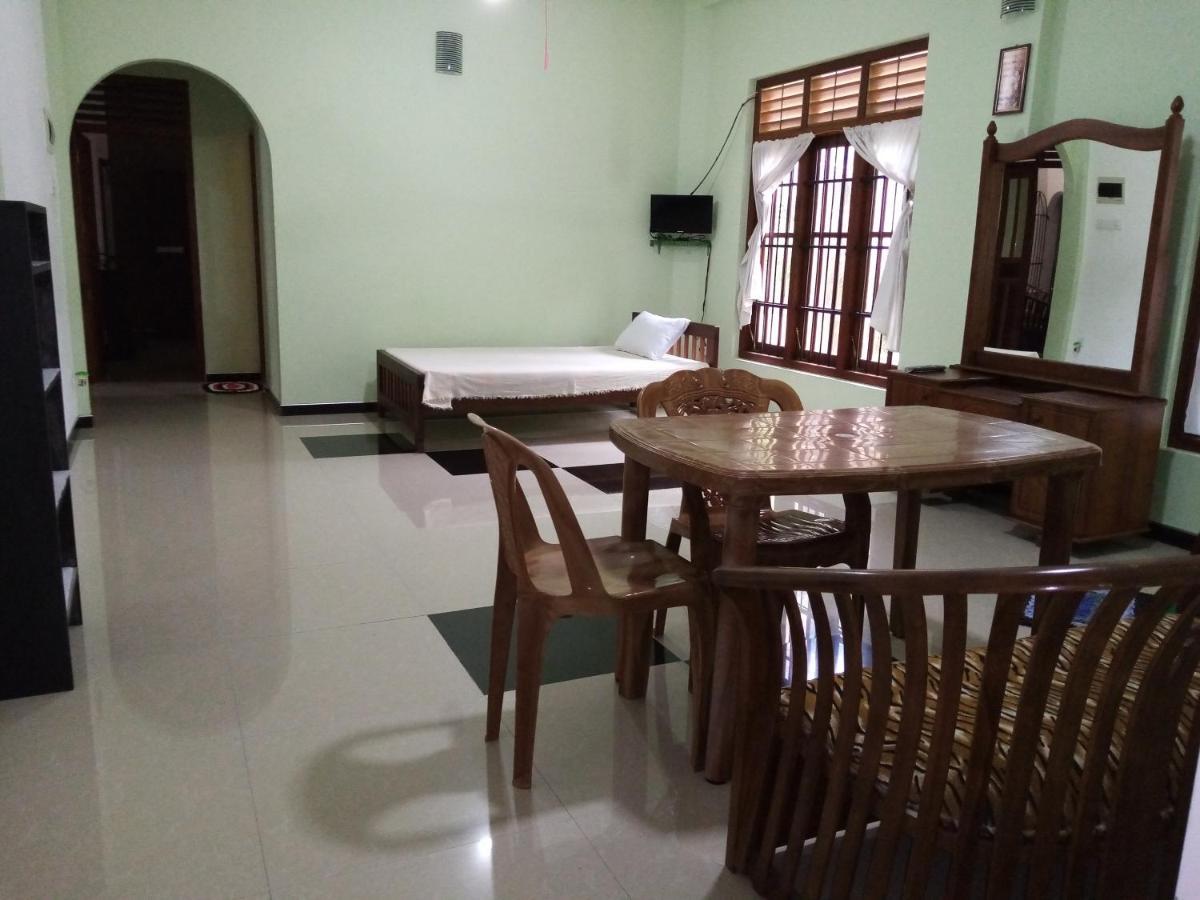 Sunny Side 89 Hotel Galle Exterior foto